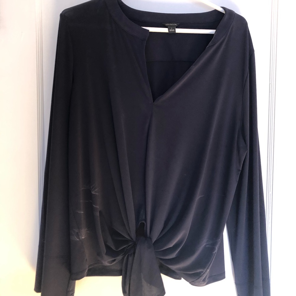 Ann Taylor Navy Tie Front Top, Size L